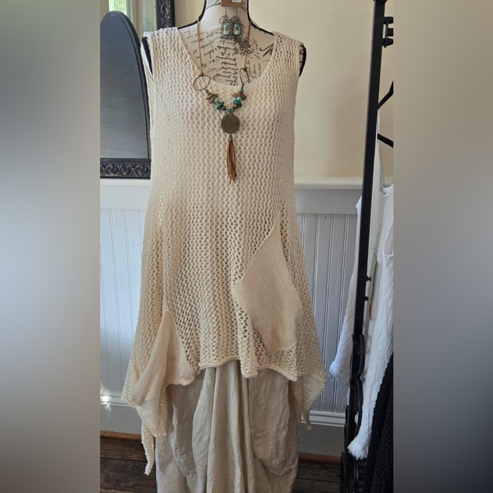 Italian made sweater. Stunning! One size.